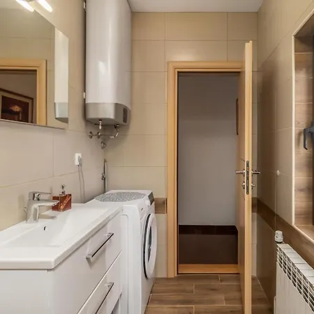 Stunning In With House A Panoramic View 펜션
