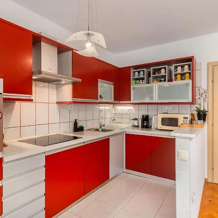 Stunning In With House A Panoramic View *