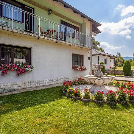 Stunning In With House A Panoramic View *